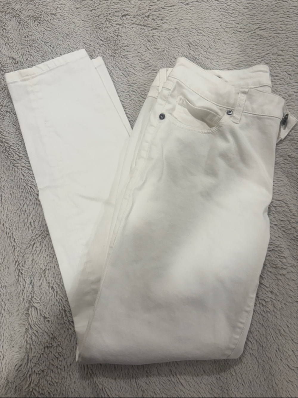 CAbi Men’s Skinny Jeans in White